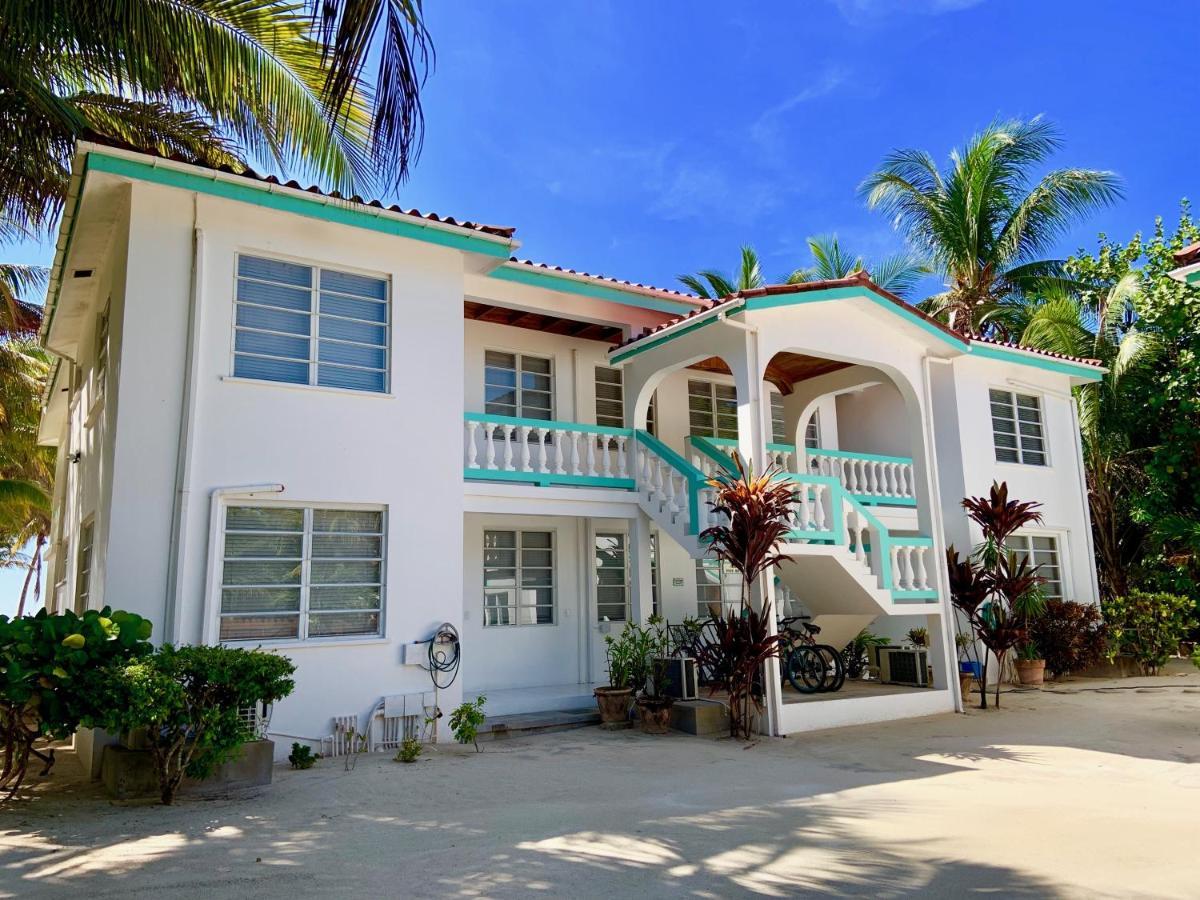 Coral Bay Villas 圣佩德罗 外观 照片
